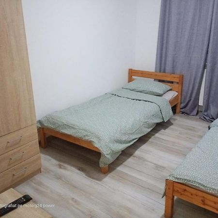 4 Rooms Apartment Τουλσέα Εξωτερικό φωτογραφία